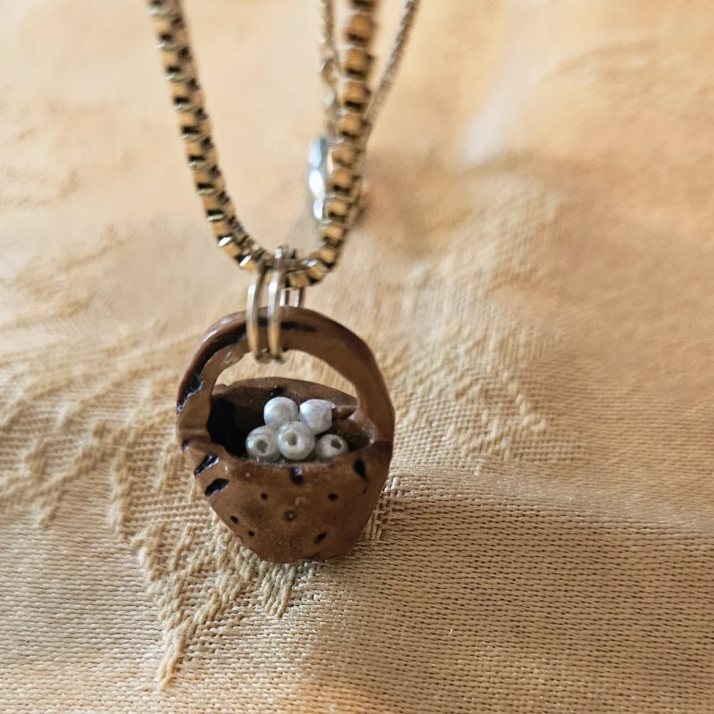 Vintage Monet Basket Pendant - Picture 2 of 7